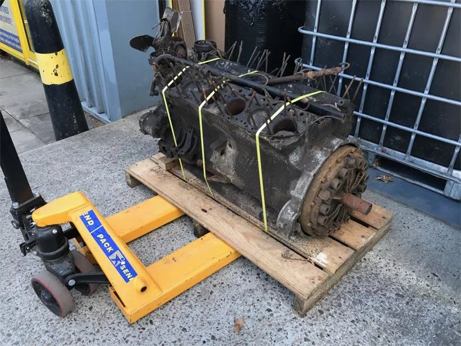 Image for 'V12. V. Heavy!' post